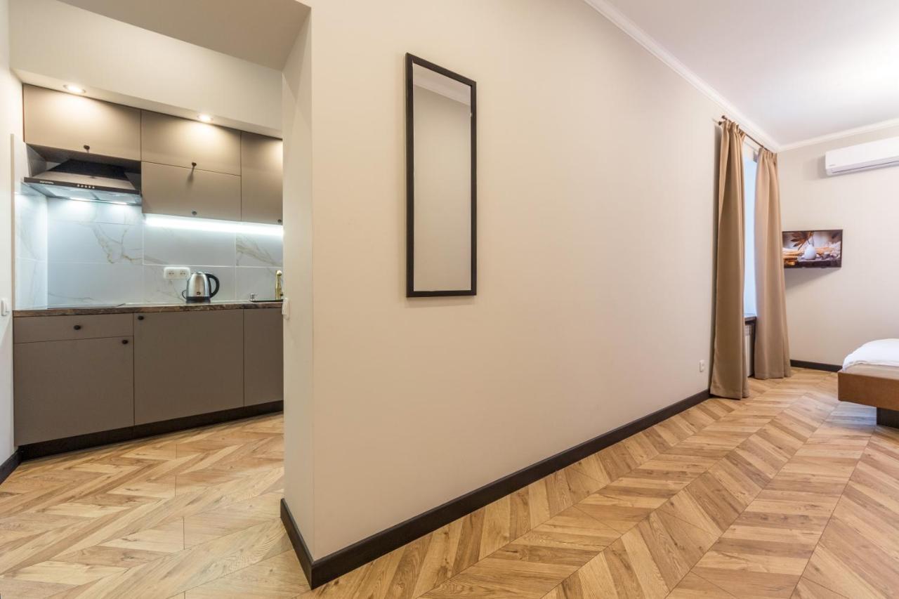Design Apartment On Mykhailivskyi Ln. 4 Kyiv Exterior photo